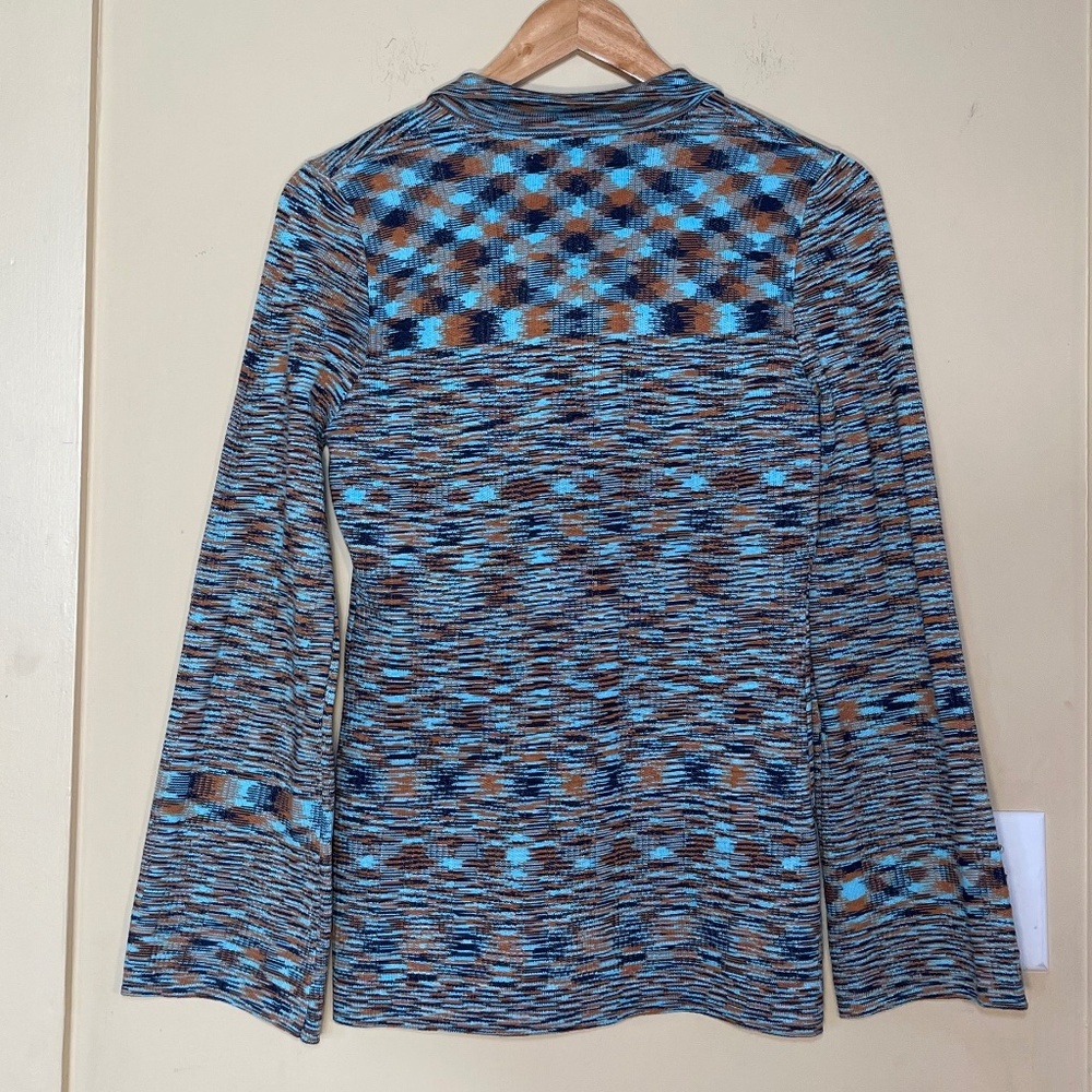 Blouse - Picture 2 of 9